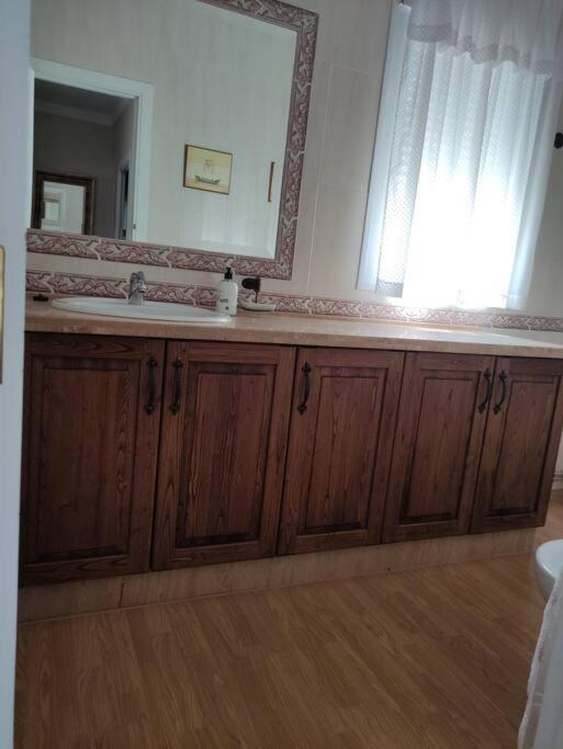 Chalet Con Capacidad Para 8 Personas Чиклана-де-ла-Фронтера Экстерьер фото